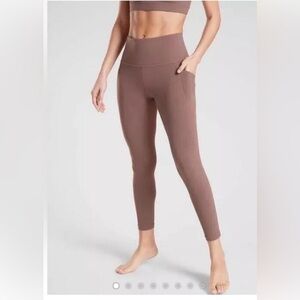 Athleta salutation stash Tight brown leggings size L